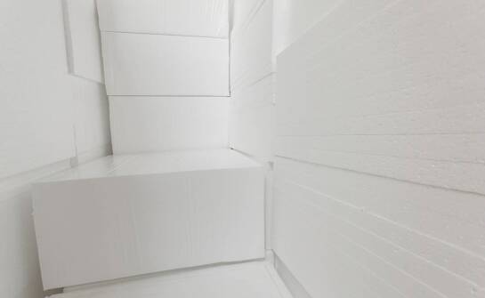 Porównanie różnych typów styropianu – co wybrać do swojego projektu?