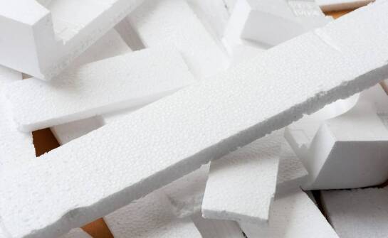 Rola recyklingu w kształtowaniu ceny utylizacji styropianu