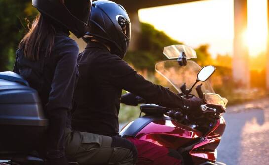 Jak dobrać odpowiedni kask do stylu jazdy na Yamaha Virago 1100?