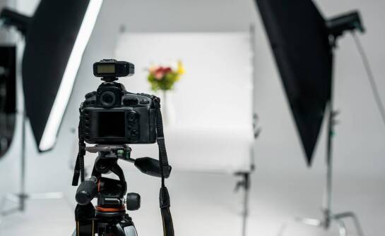 Wynajem studia foto: jakie opcje personalizacji przestrzeni oferujemy?