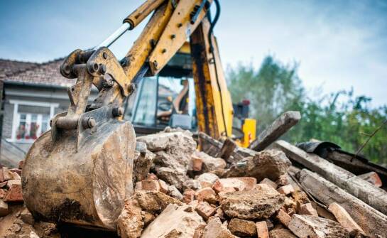 Kompleksowe usługi rozbiórkowe dla obiektów mieszkalnych i przemysłowych