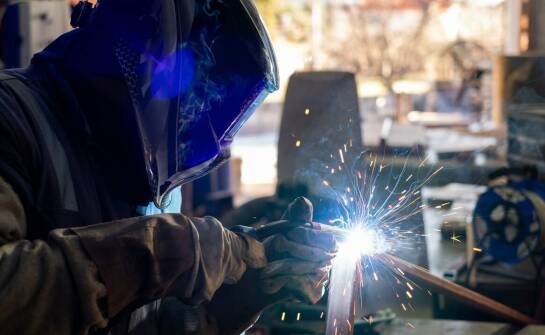 Proces kontroli jakości w spawaniu aluminium ze stalą – co jest najważniejsze?