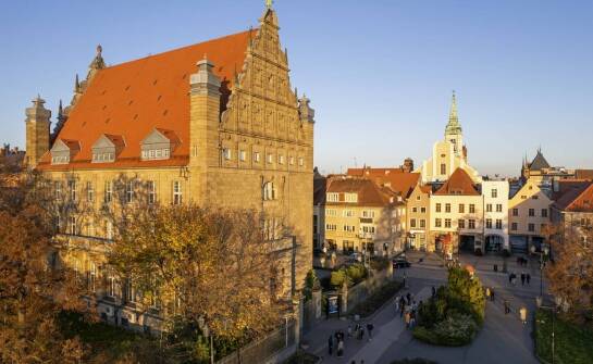 Znaczenie kulturowe w pracy tłumacza angielskiego we Wrocławiu