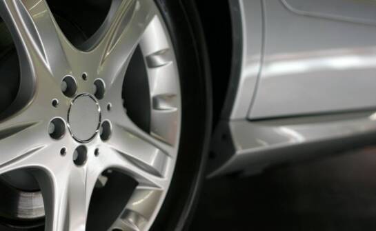 Dlaczego alufelgi to idealny wybór dla Volvo V50?