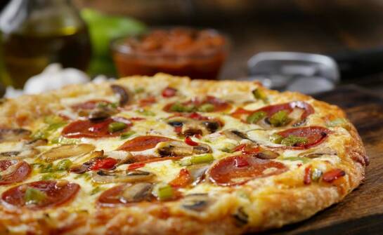 Dlaczego pizza to idealny wybór na każdą okazję?