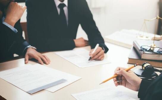 Jakie są korzyści z profesjonalnej obsługi w zakresie prawa pracy?