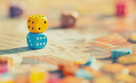 Gry LCG vs TCG: jakie są kluczowe różnice?
