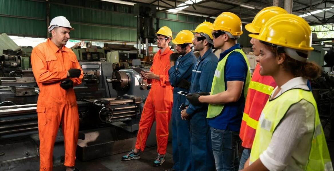 Szkolenie lean manufacturing – efektywność produkcji przez redukcję marnotrawstwa