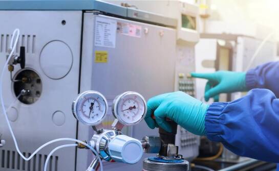 Napełnianie butli CO2 dla sektora gastronomicznego – kluczowe informacje