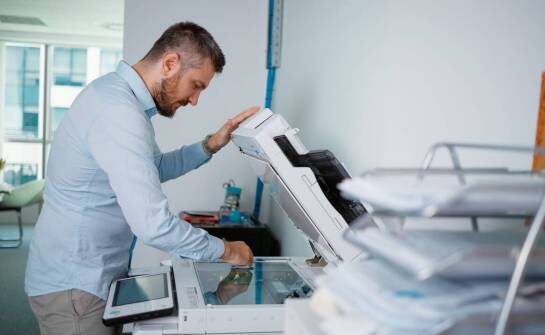Drukarki wielofunkcyjne – kompleksowe rozwiązanie dla każdego biura
