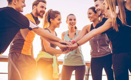 Integracyjne obozy sportowe – jak budują więzi między uczestnikami?
