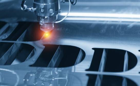 Projektowanie linii produkcyjnej z wykorzystaniem wycinarek laserowych fiber