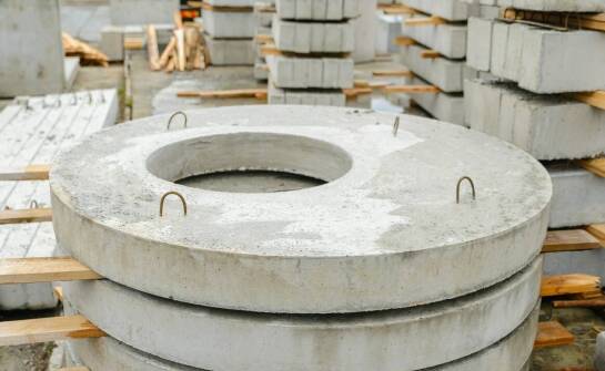Wpływ dennicy betonowej na wydajność systemów odwadniających