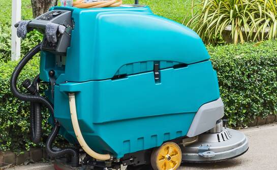 Nowe vs. używane karcher szorowarki – które lepsze dla Twojego biznesu?