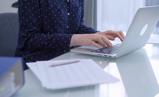 Jakie wyzwania można pokonać dzięki księgowości spółek online?