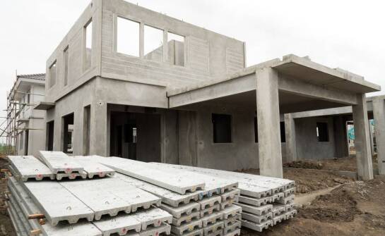 Prefabrykowane elementy z Elki betonowej - trwałość i nowoczesność w jednym