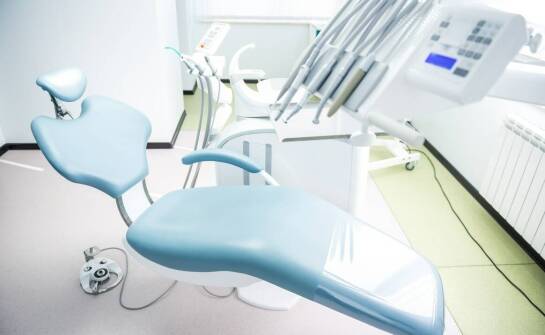Jakie korzyści niesie dla pacjenta zastosowanie nowoczesnych metod endodontycznych przez dentystę płock?