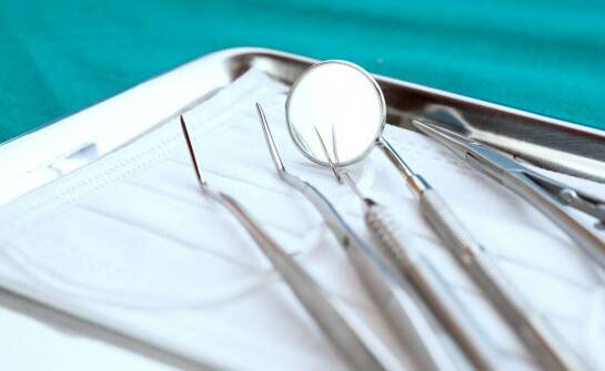 Eugenol: Naturalny składnik o szerokim zastosowaniu w stomatologii
