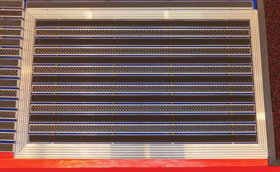 Why Are Aluminum Profiles Key to the Durability of Building Entry Mats for Offices?