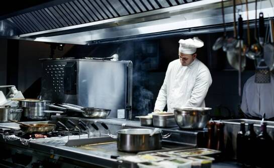 Rola basenów gastronomicznych w podnoszeniu standardów higieny w restauracjach