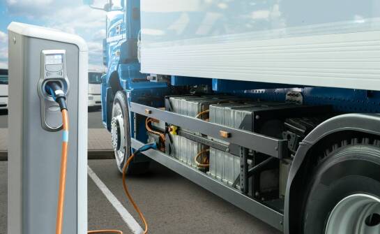 Akumulatory i ich zastosowanie w sektorze transportu