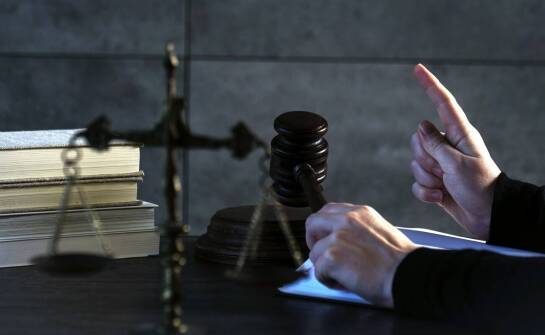 Znaczenie doświadczenia adwokata w sprawach o gwałt i molestowanie