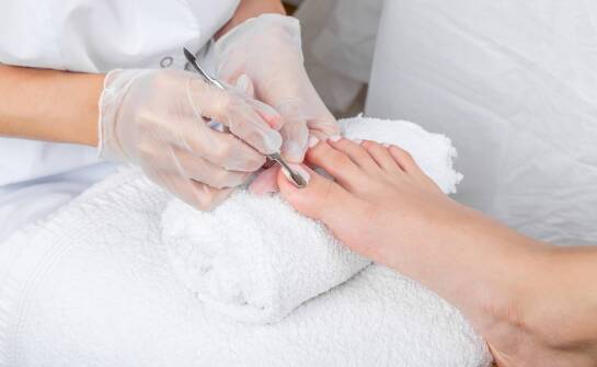 Pedicure jako element codziennej pielęgnacji stóp - dlaczego warto?
