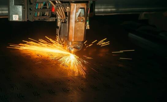 Efektywność kosztowa spawania laserowego w długoterminowych projektach