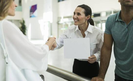 Jak Polskie Linie Lotnicze LOT zarządzają opóźnieniami lotów?