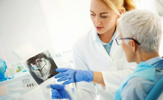 Jakie są przeciwwskazania do wszczepienia implantów zębowych?