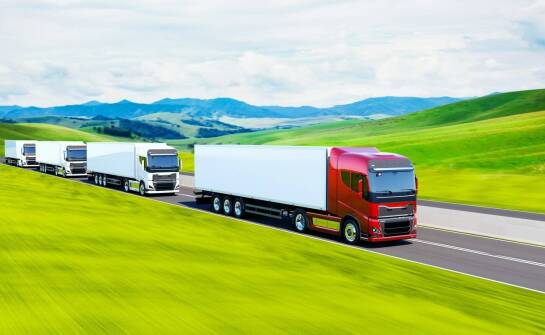 Jak laminaty poliestrowe kształtują przyszłość transportu kolejowego?