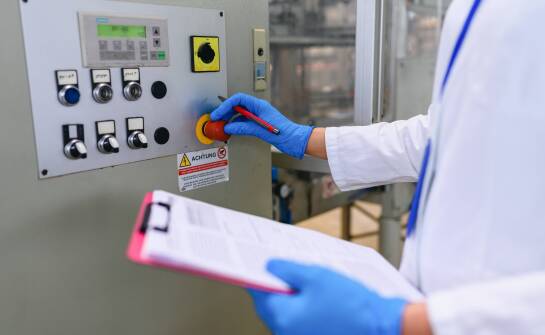 Rola kompleksowej obsługi technicznej w skutecznej kontroli wilgotności w przemyśle farmaceutycznym