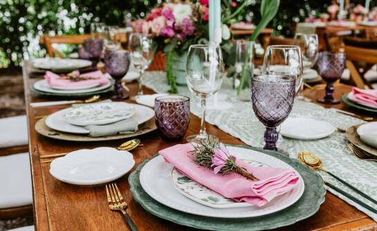 Jak dostosować menu komunijne do potrzeb dietetycznych gości?