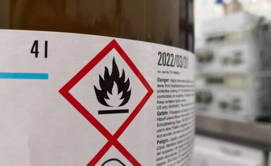 Dlaczego beczki metalowe są idealnym rozwiązaniem do przechowywania substancji niebezpiecznych?