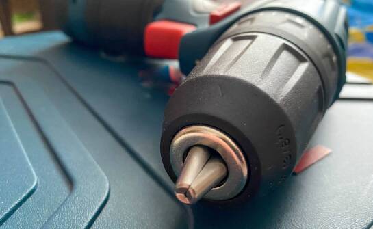 Poradnik: Optymalizacja pracy z zakrętarką elektryczną w przemyśle