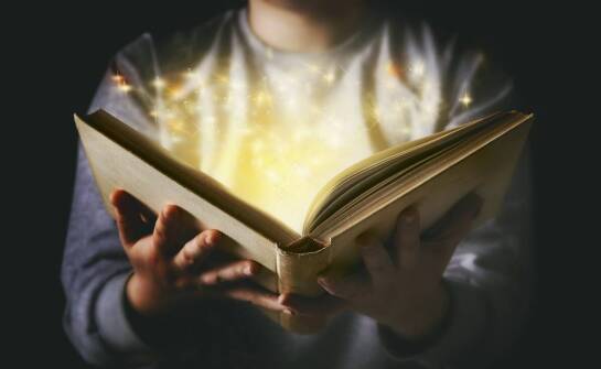 Elementy magii i tajemnicy w "Gołąb i wąż tom 2" – co je wyróżnia?
