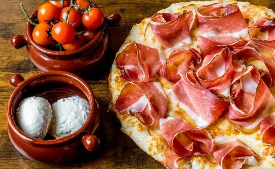 Pizza wroclaw legnicka: poznaj nasze propozycje na lunch i kolację