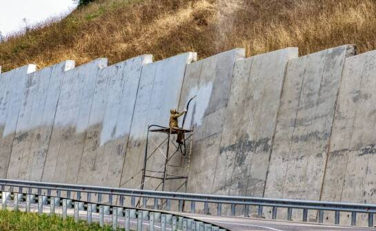 Malowanie konstrukcji w trudnych warunkach atmosferycznych: Wyzwania i rozwiązania