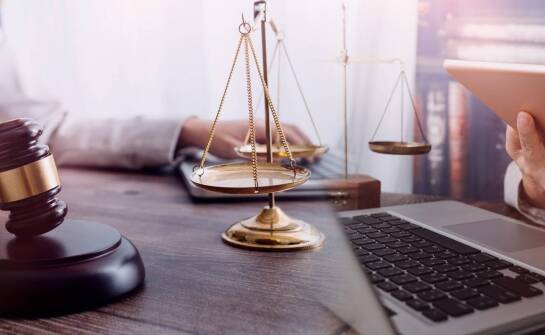 Jak kancelaria prawna wspiera klientów w sprawach dotyczących prawa pracy?