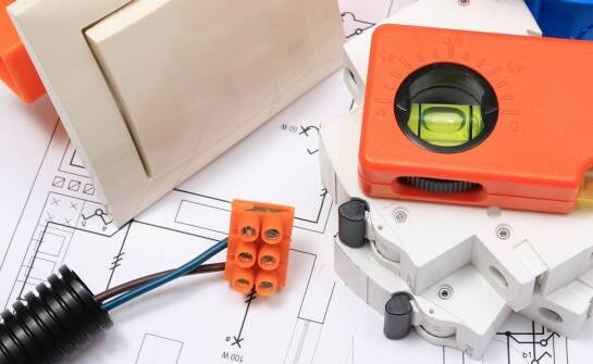 Nowoczesne puszki montażowe – jakie opcje znajdziesz w hurtowni elektrycznej?