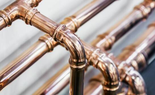 Detale, które zmieniają wszystko – znaczenie baterii prysznicowej rose gold