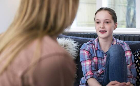 Jak wygląda proces terapeutyczny w nurcie psychodynamicznym dla młodzieży?