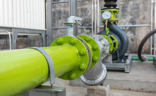 Jak elektrozawory wspierają budownictwo nowoczesnych obiektów?