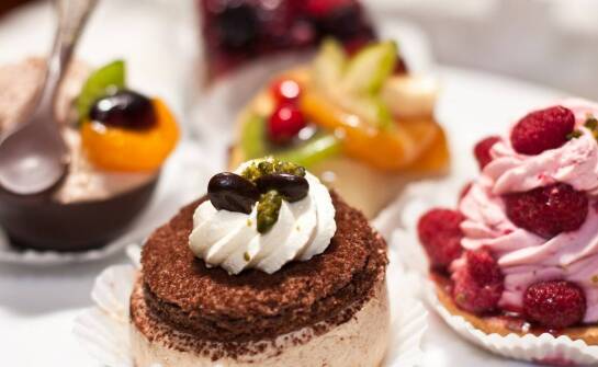 Jakie dodatki do ciast proponuje cukiernia Leszno?