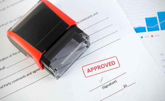 Przewodnik po tłumaczeniu przysięgłym dokumentów samochodowych dostępnych online