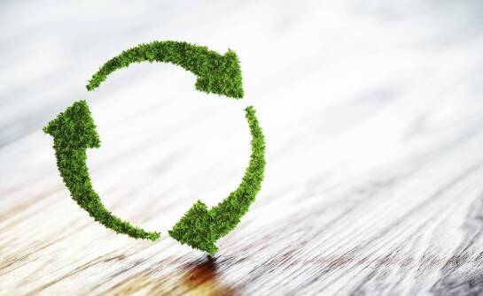 Przegląd zastosowań papieru powlekanego polietylenem w różnych gałęziach przemysłu