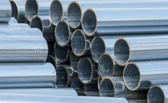 Kratownice metalowe ocynkowane jako elementy konstrukcyjne schodów