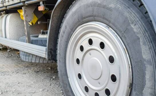 Mobilna wulkanizacja jako sposób na minimalizację przestojów budowlanych