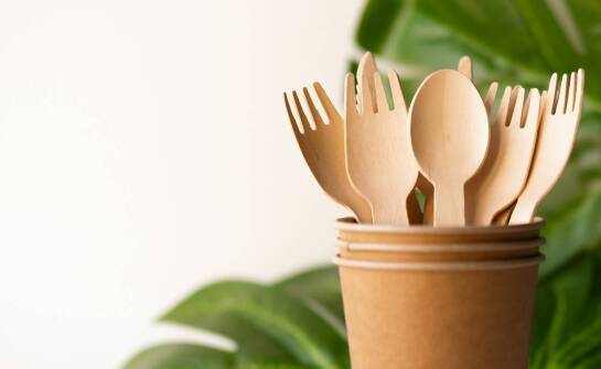 Ekologiczne aspekty produkcji jednorazowych kubeczków papierowych