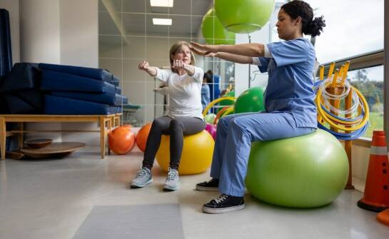 Jakie są etapy rekonwalescencji po zabiegach rekonstrukcji więzadeł?